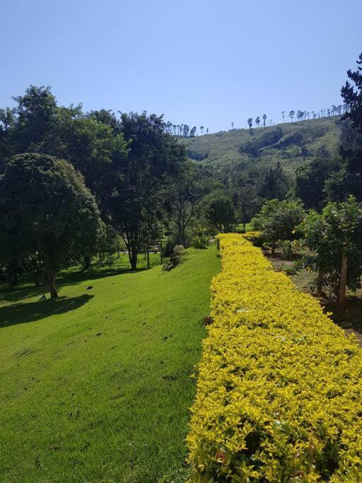 Recanto Dos Beija Flores, Chale Lantana C Monte Alegre do Sul Exterior photo